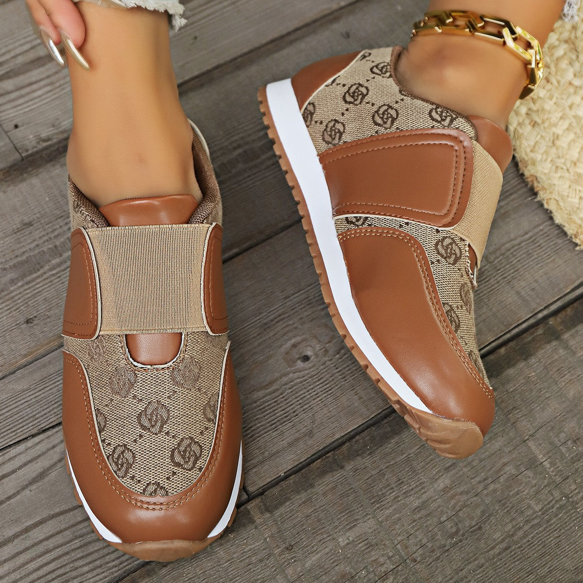 New Vintage Floral Round-Toe Sneakers 1025082909