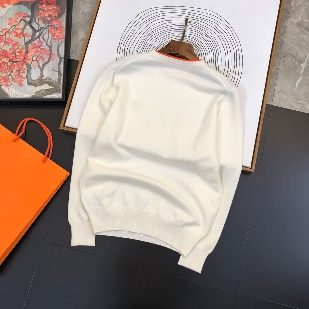 Fashion And Minimalist Round Neck Warm Knit Sweater 1023121310