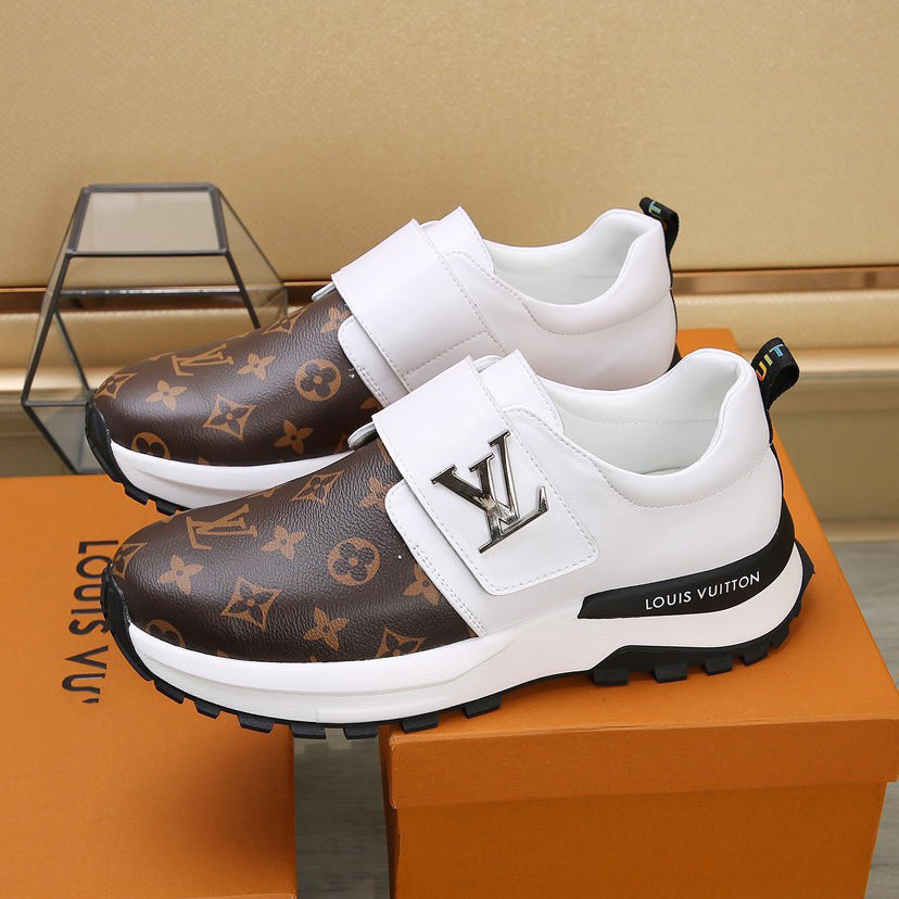 V-print Velcro sneakers XC07070601