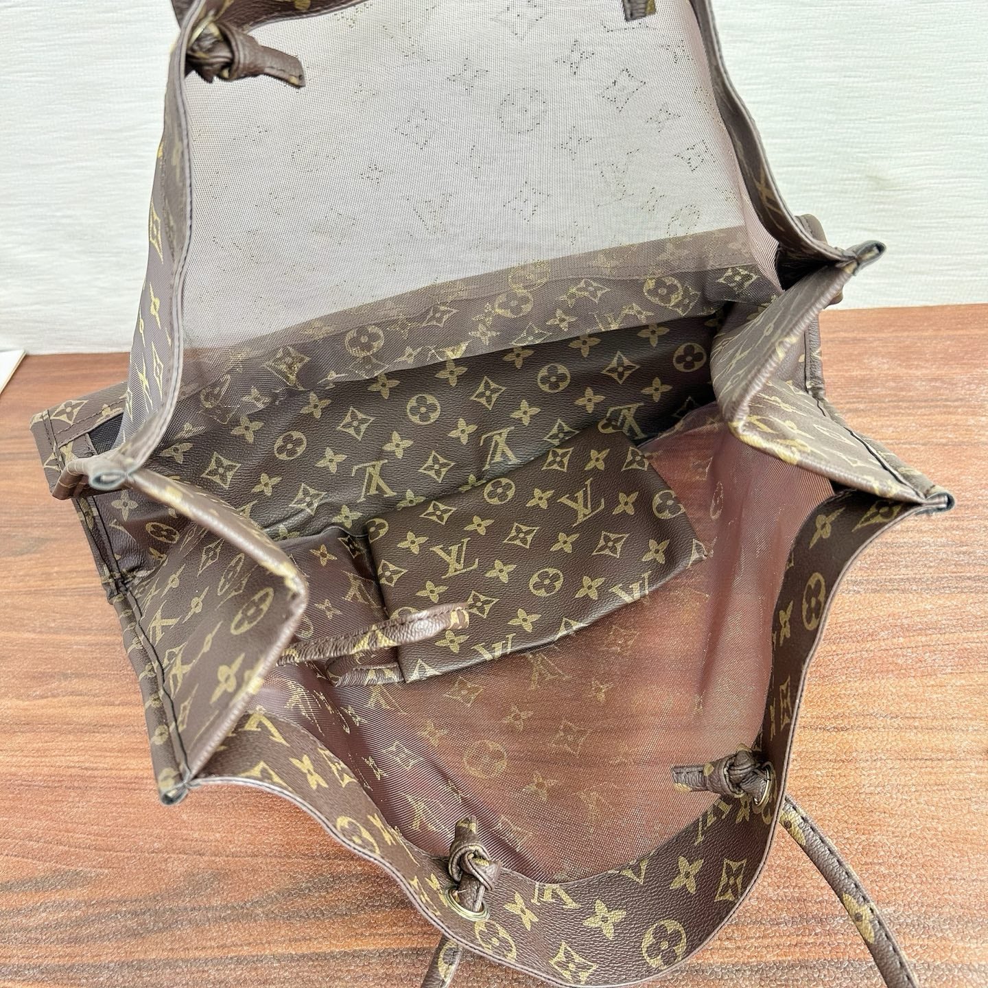 LVV printed bag three-piece set 0725070101