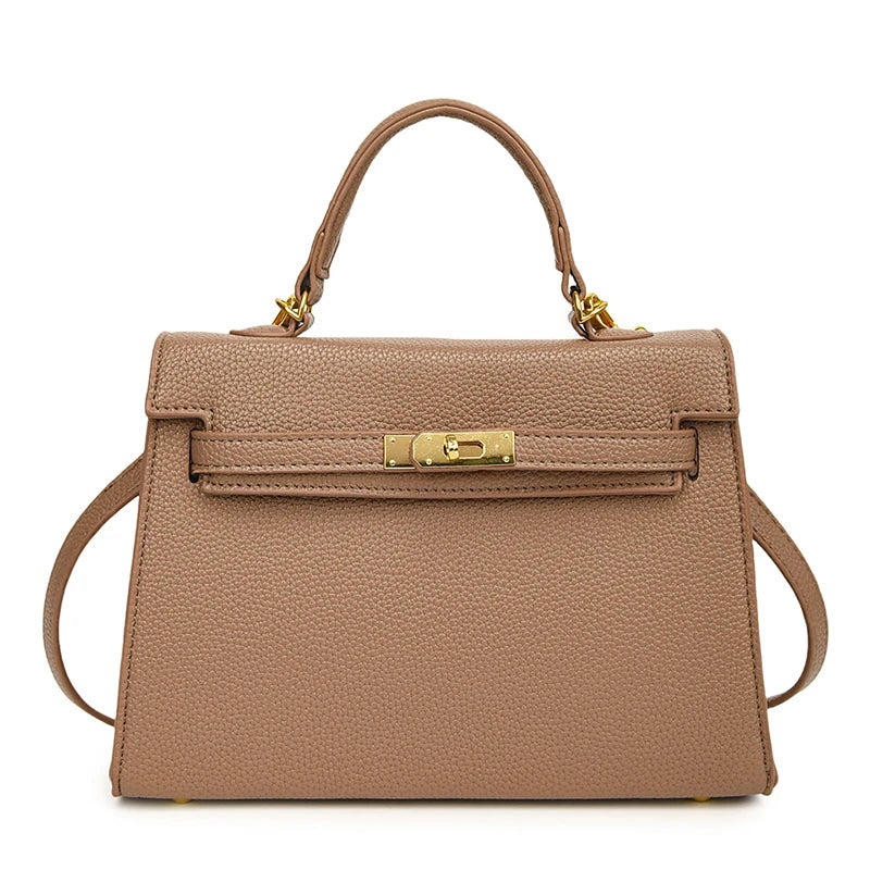 A classic and elegant ladies' handbag 2025072904
