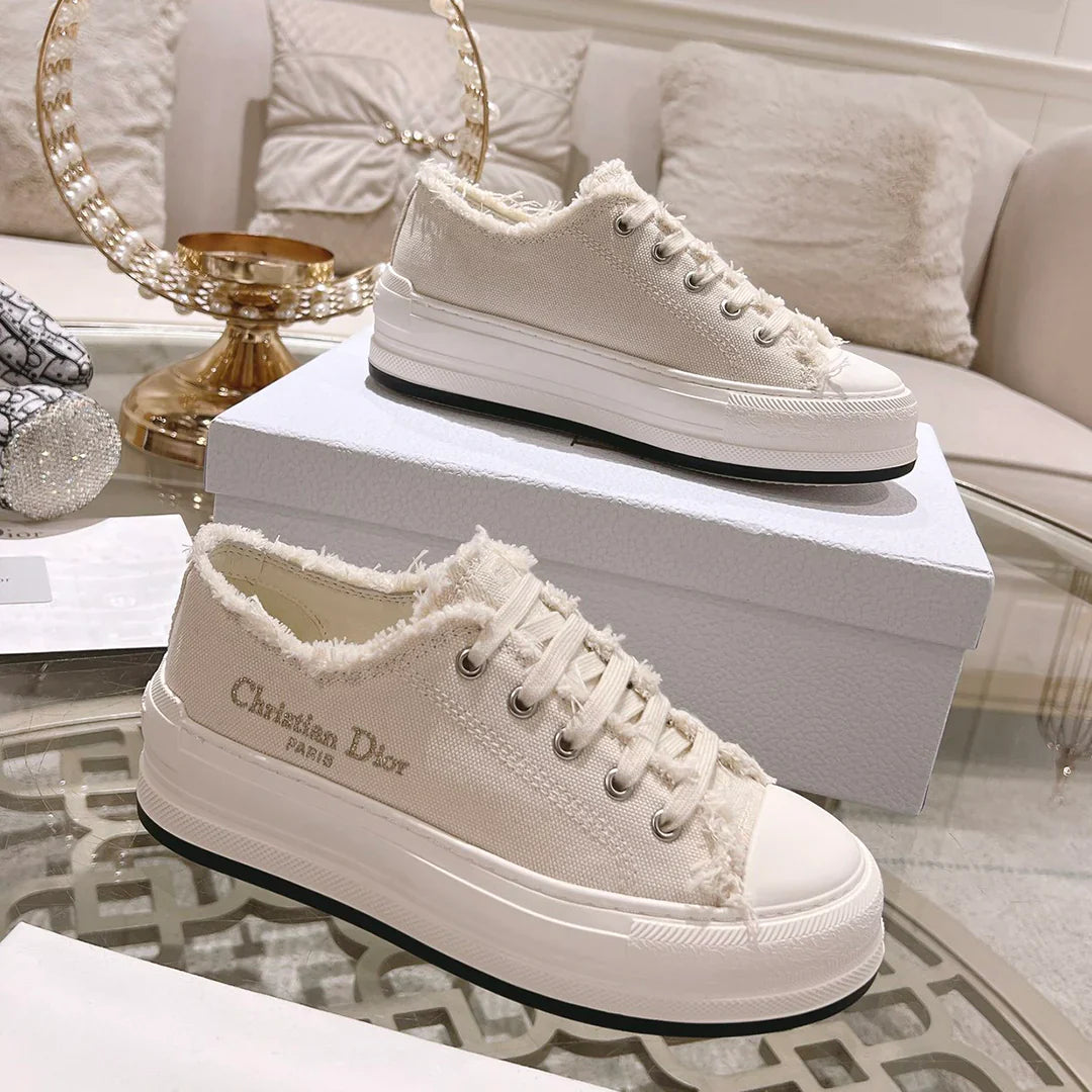 Ladies new fashion versatile sneakers 1024032813