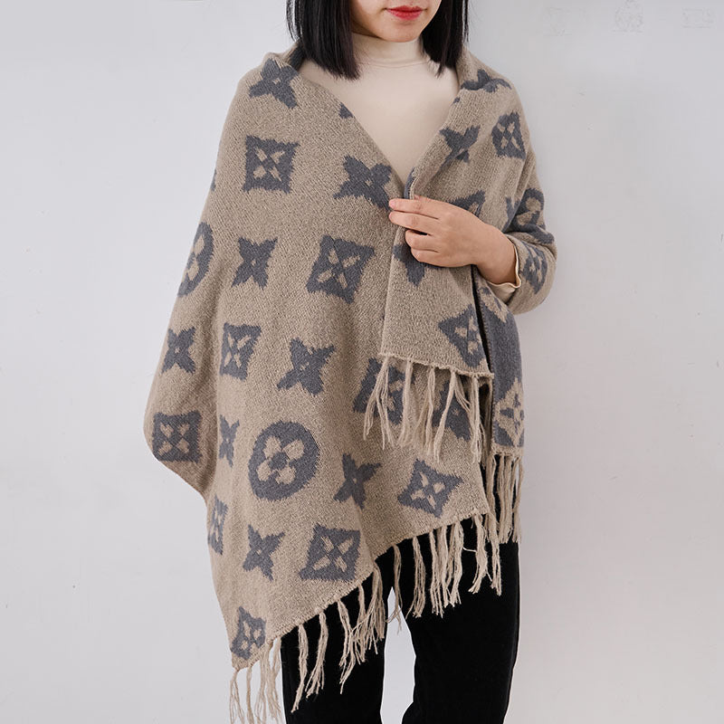 Stylish and versatile warm scarf 1025090217