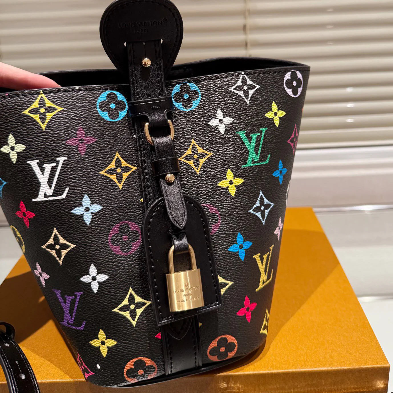 Fashion and versatile handbag 1025011514