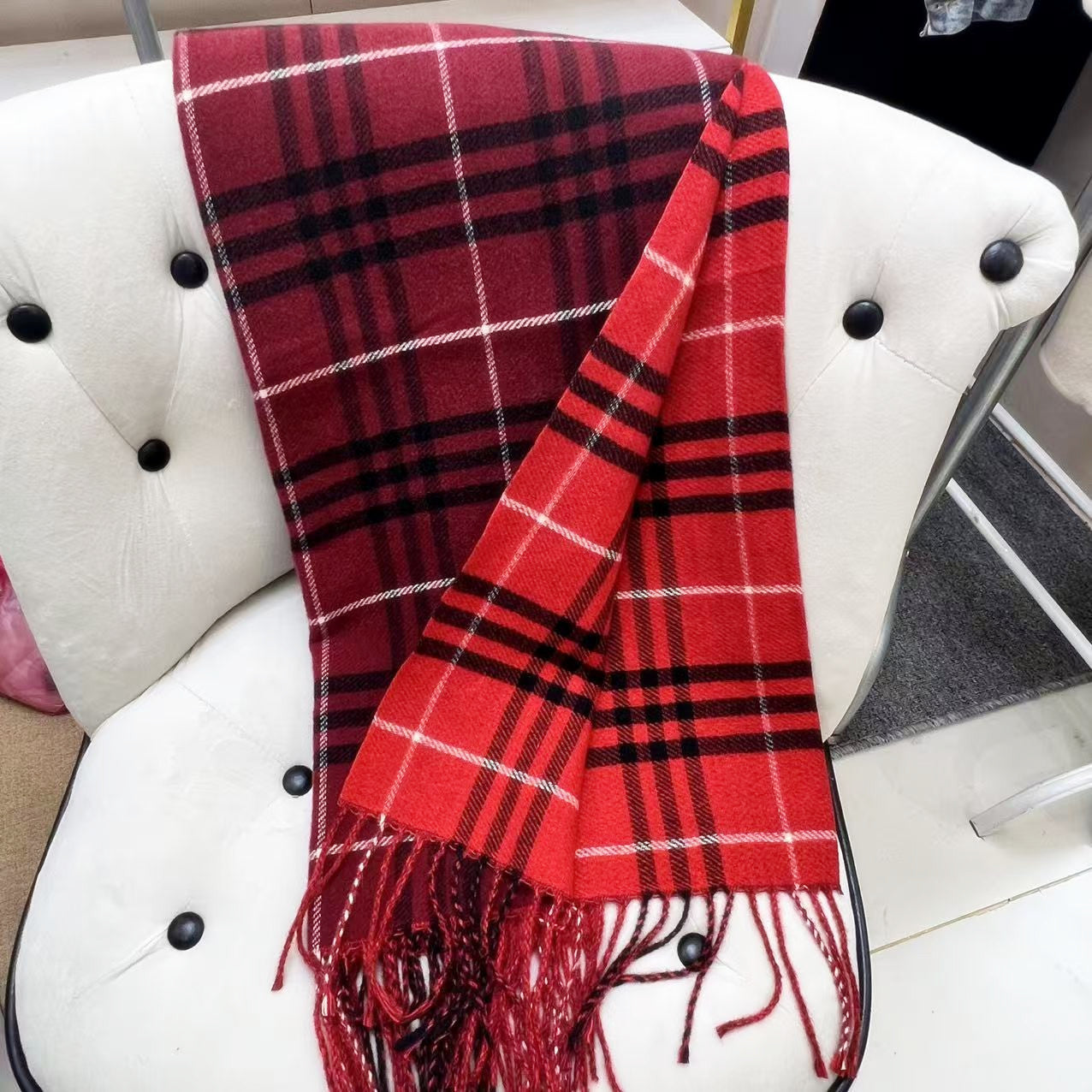 Versatile Cashmere Reversible Fringe Scarf 1025090216