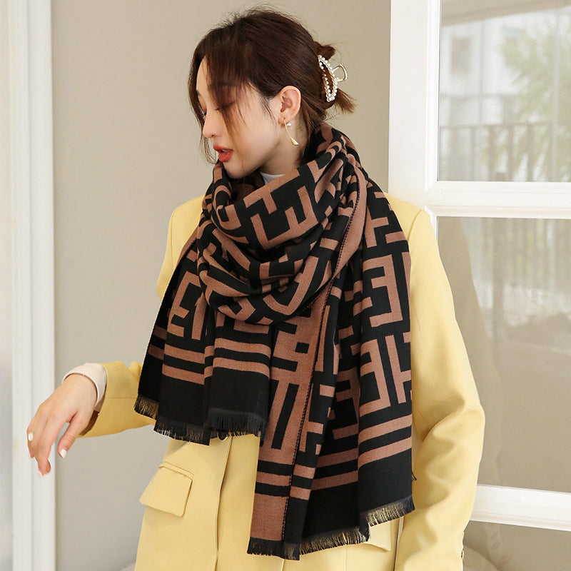 Light luxury and high - end sense all - match scarf 1025082201