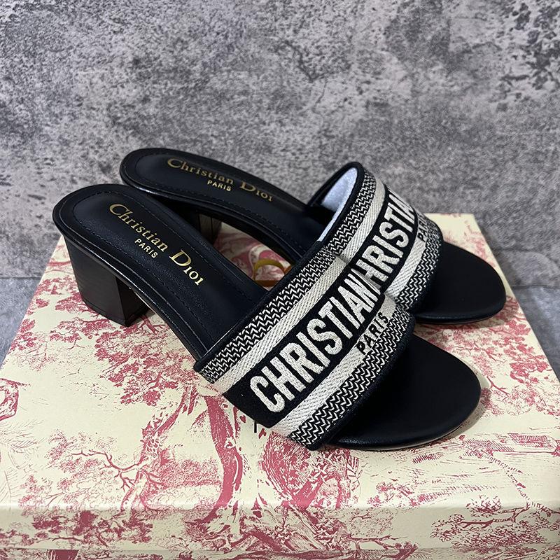 New Fashion D Logo women's slippersPD052024022701