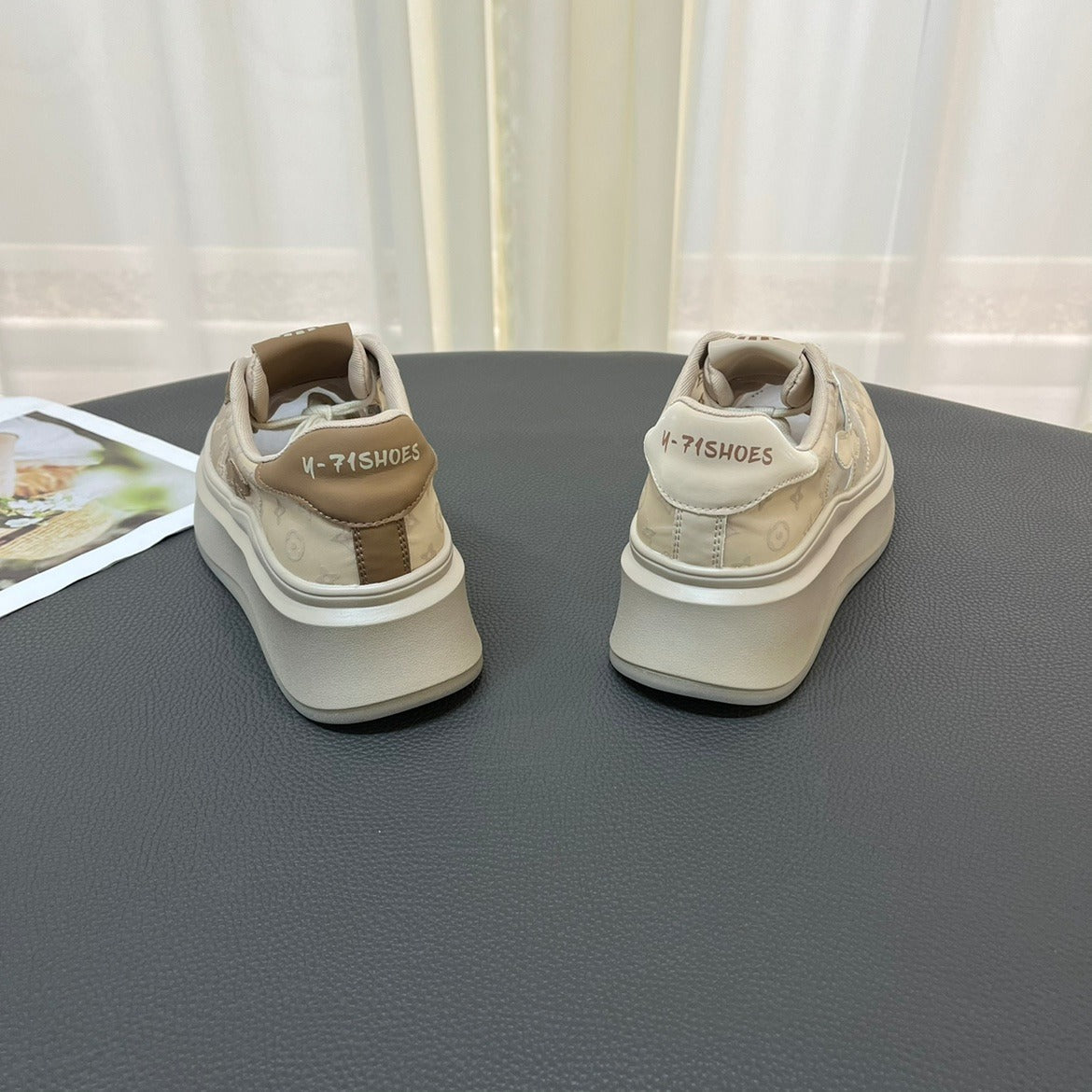 Hot-selling platform shoes 1025090902