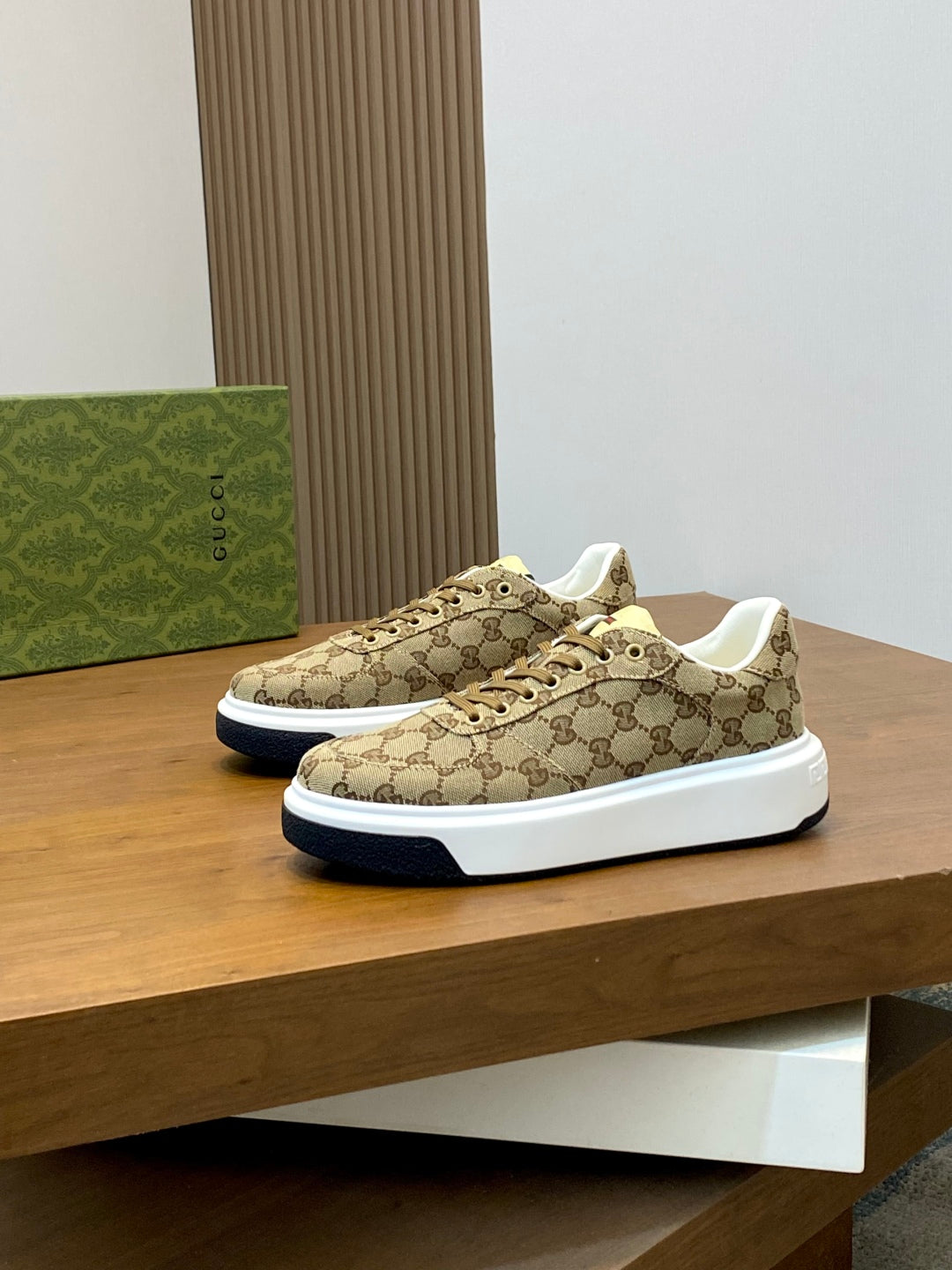 GG's new fashionable printed sports shoes 0725061614