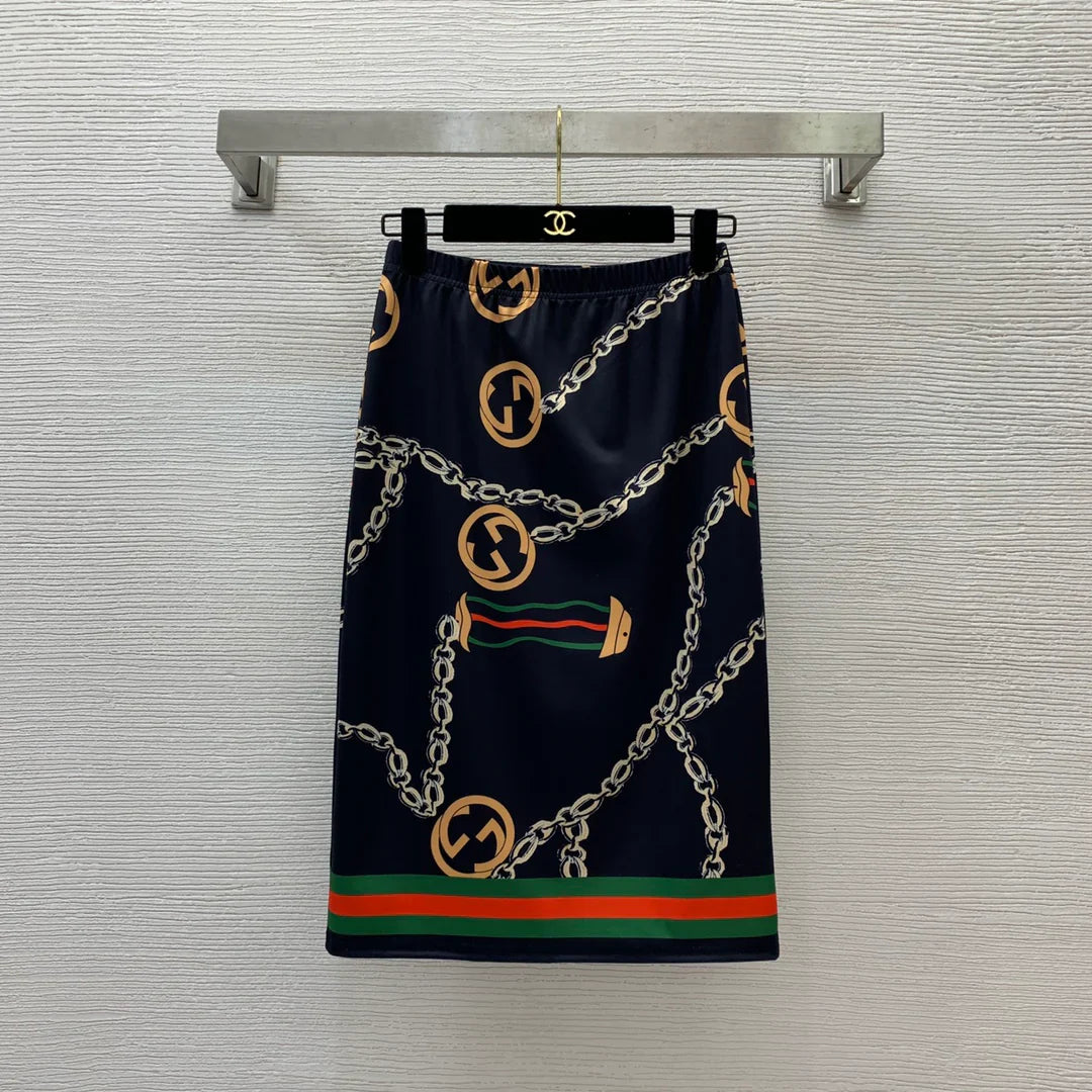 New G Letter Chain Print Fashion Set 1025070203