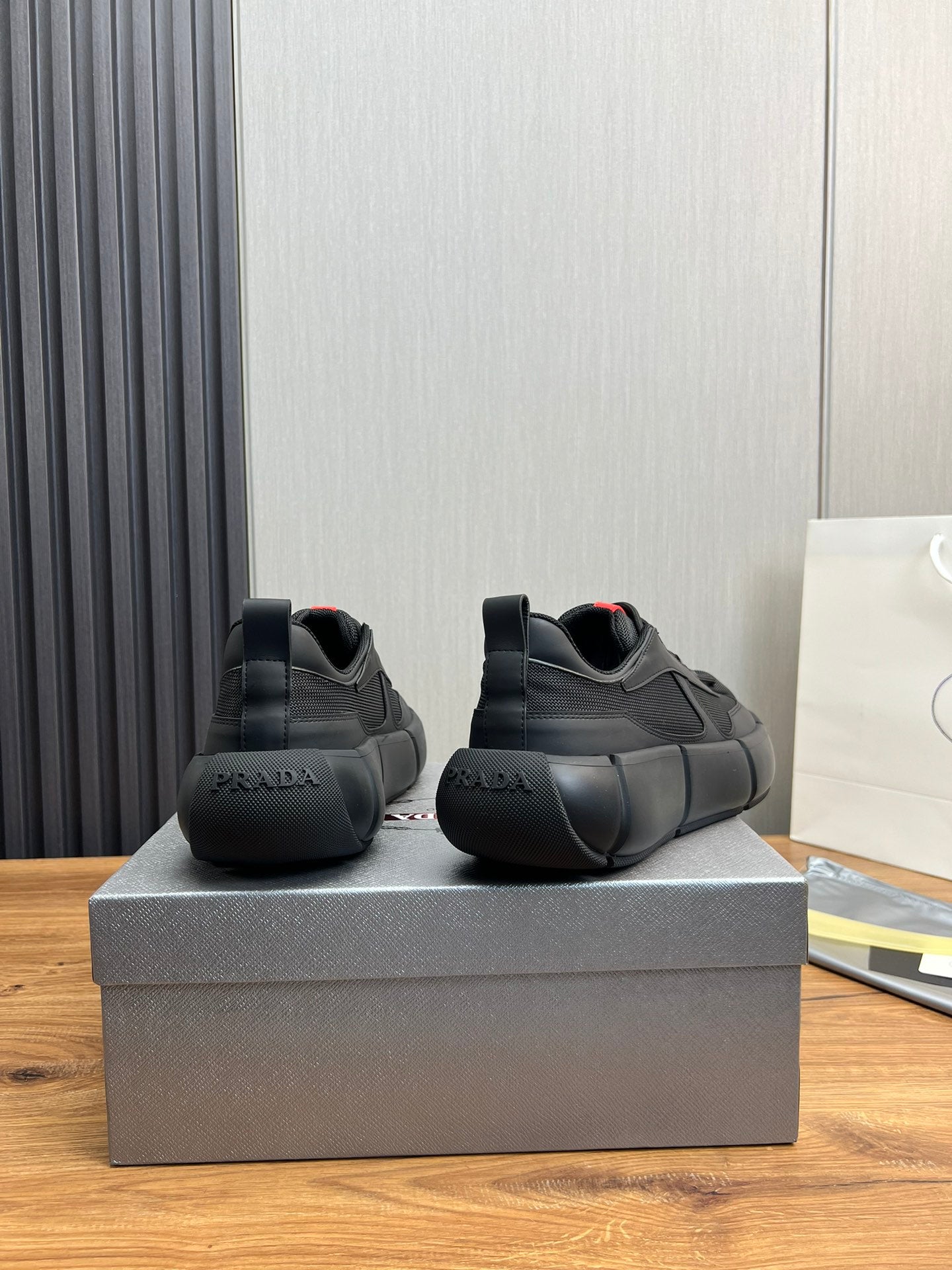 New Fashion PR Brand Sneakers XC0424101106