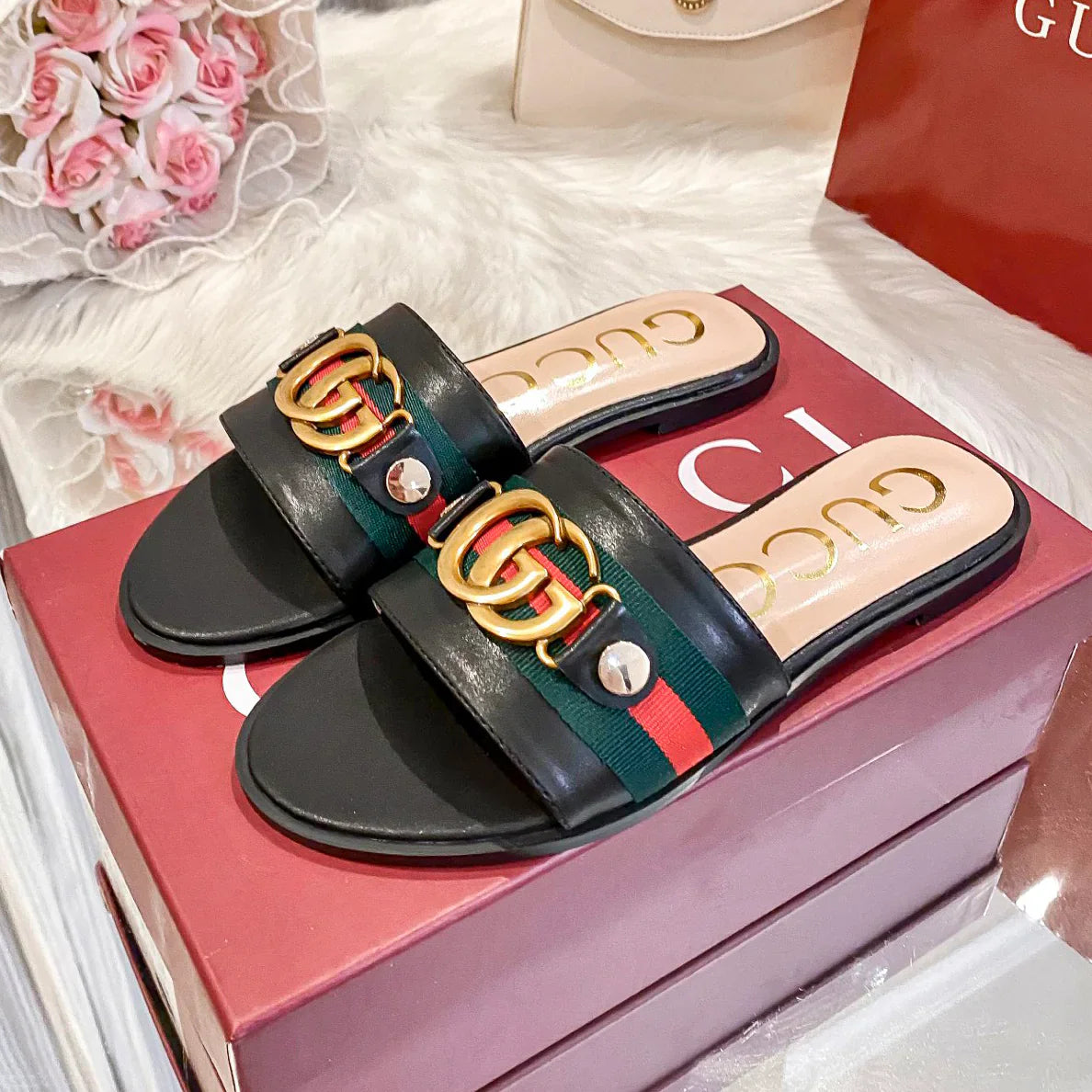 Classic Logo Woven Sandals 1025070209