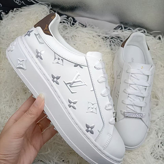 White Clear Color Simple Style  V logo Women's Sneakers