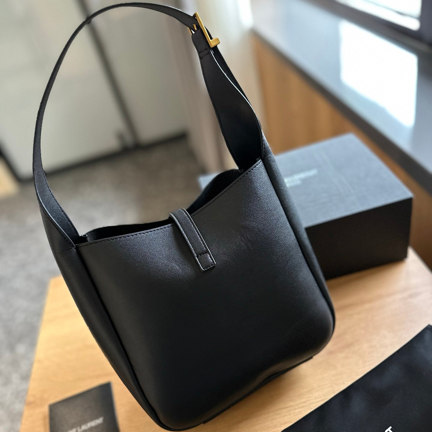 Y-Hobo Bucket Underarm Bag 0724061307