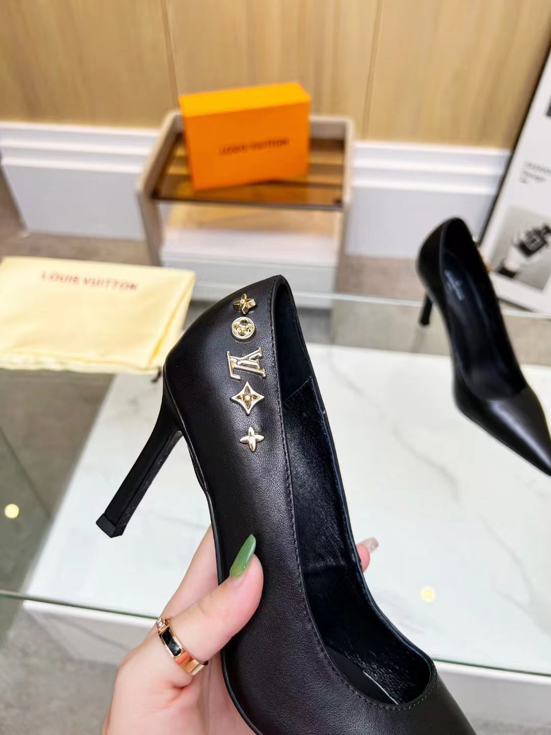 New Classic VL Pointed Toe Leather Shoes 6.5CM High Heels