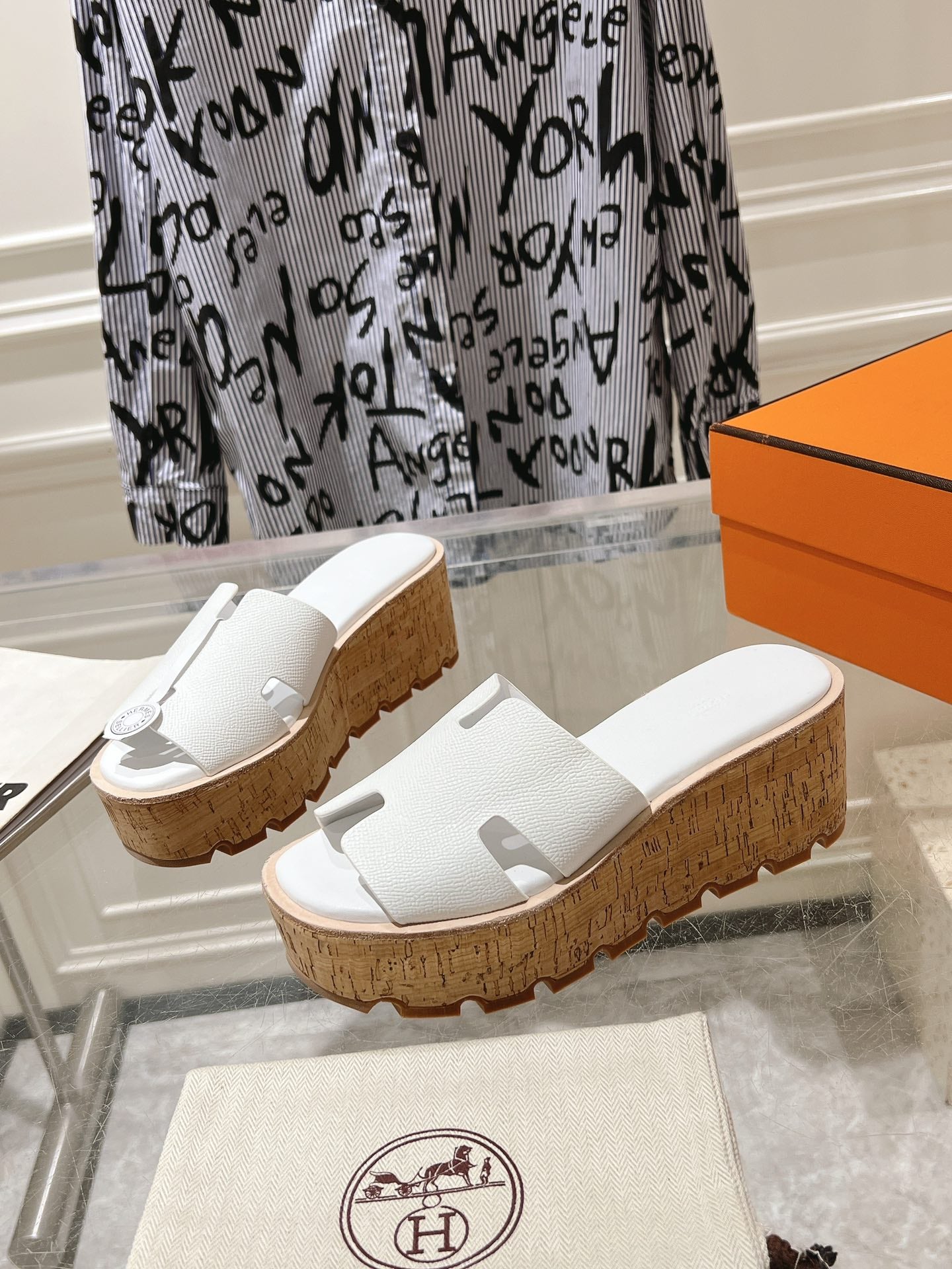 HM thick-soled platform slippers with wooden bran soles 0724082803