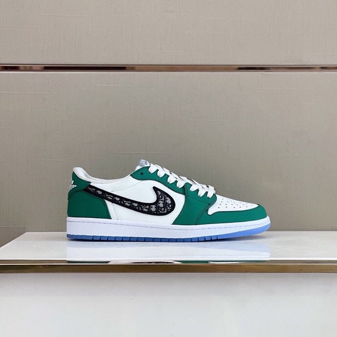 New Fashion Casual New Style Comfortable Sneakers Shoes D18