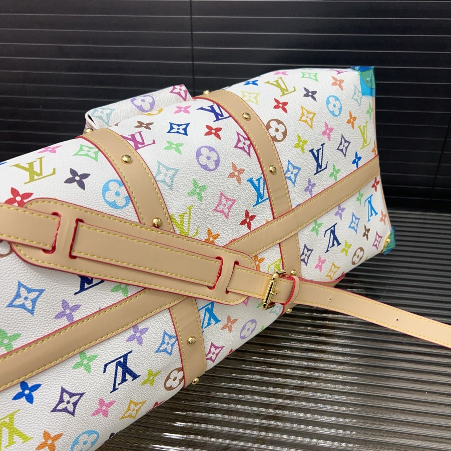 Lvv fashion 3 color shoulder crossbody handbag travel bag 0725031905