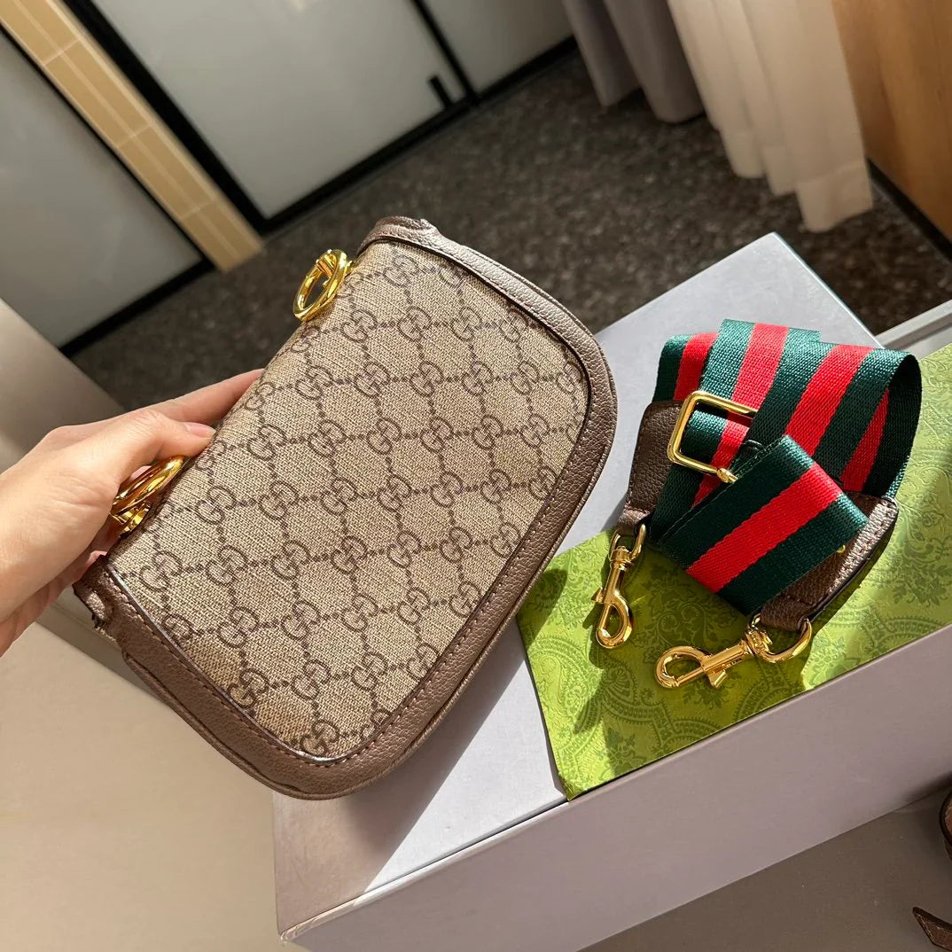 New Fashionable and Versatile Classic Women's Bag 1024012207