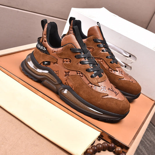 V Logo New Fashion Leather Lace-up Shoes