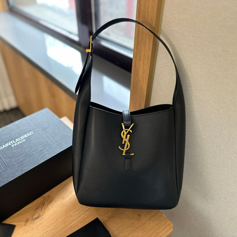 Y-Hobo Bucket Underarm Bag 0724061307