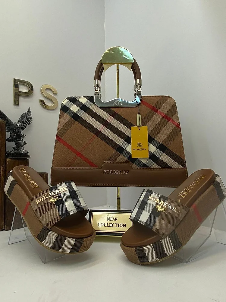 New fashion and versatile women's sandals and slippers 0424042501