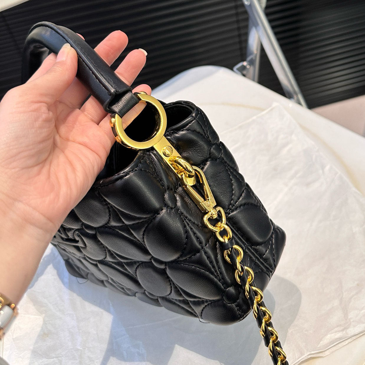 LV new CAPUCINES sheepskin embroidery handbag XC24100903