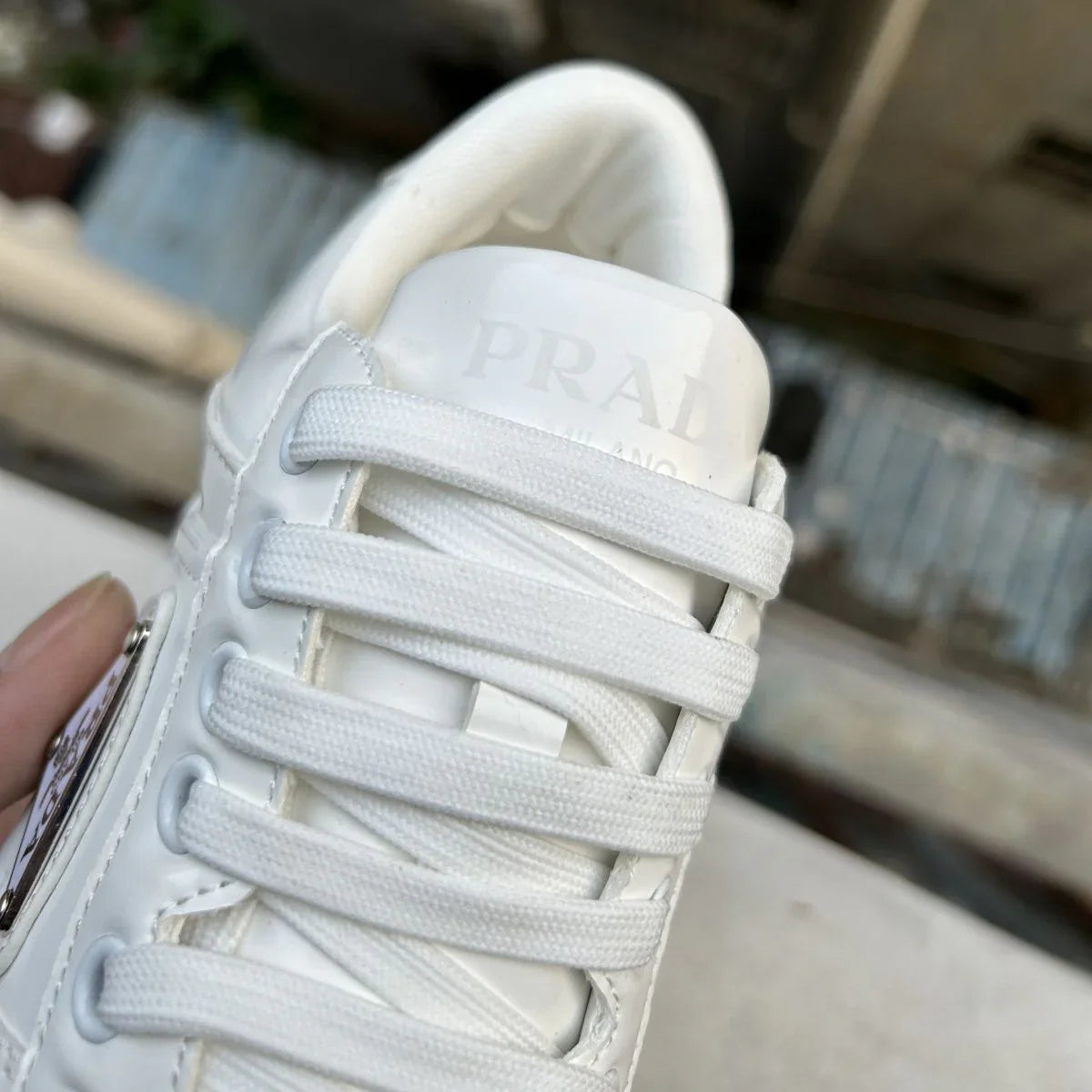 P New Women's Shoes Casual Shoes Triangle Buckle Lace-up Sneakers 1024060508