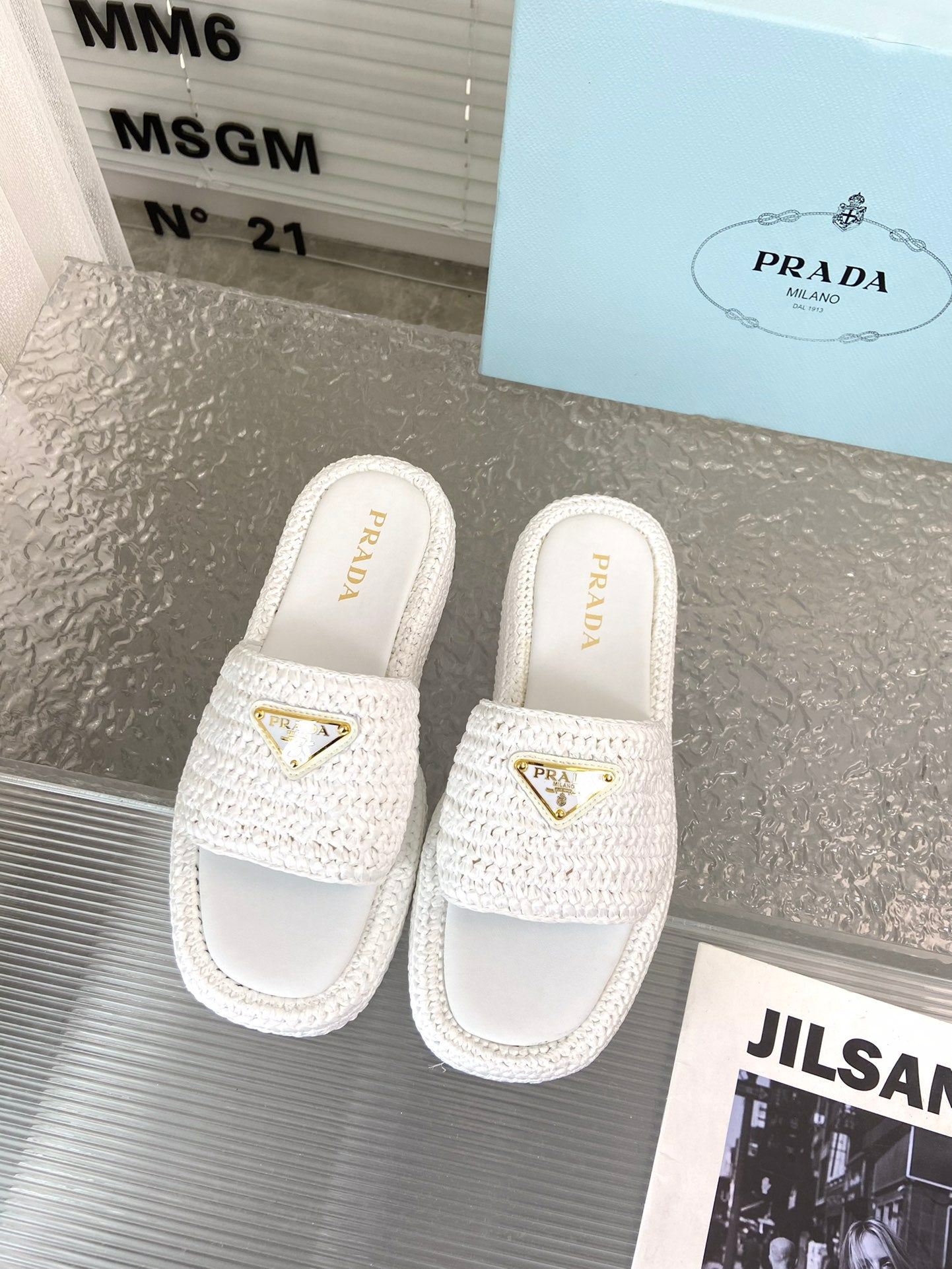 Spring and summer new style woven thick-soled triangle buckle strap slippers 0724032001