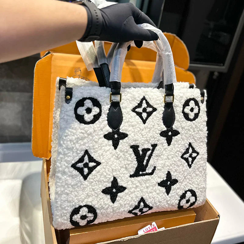 Handbags and crossbody bags 1024101023