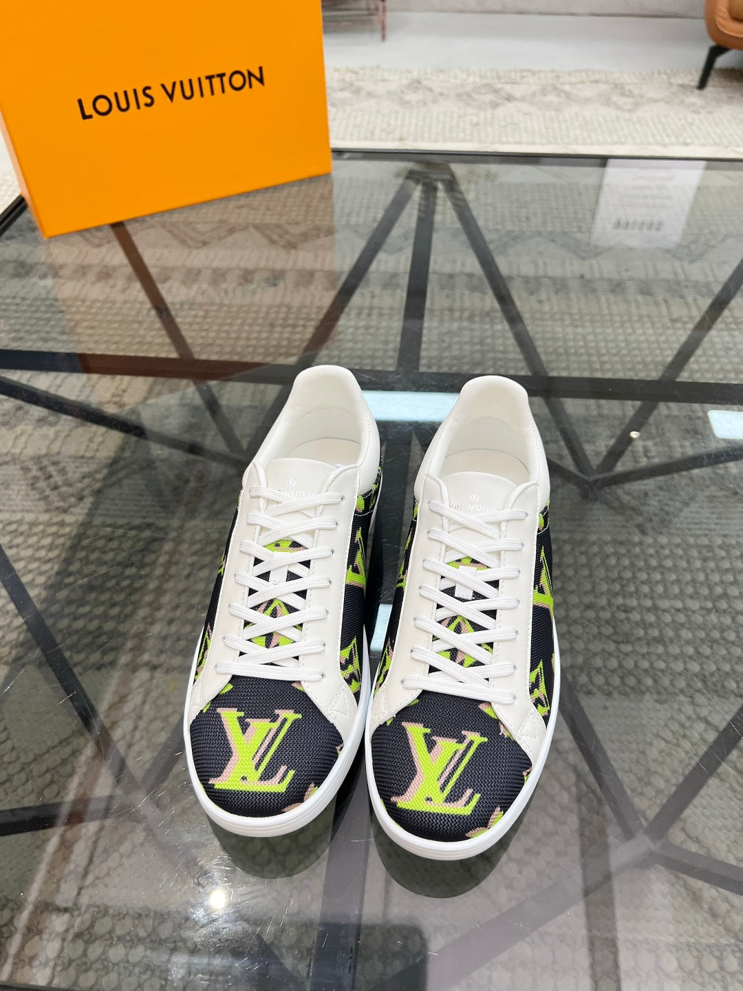 LVV fashion printed casual sports shoes 0725060310