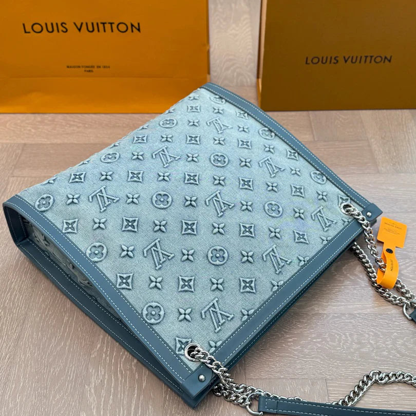 Lv Handheld Shoulder Cowboy Bag 1025060911