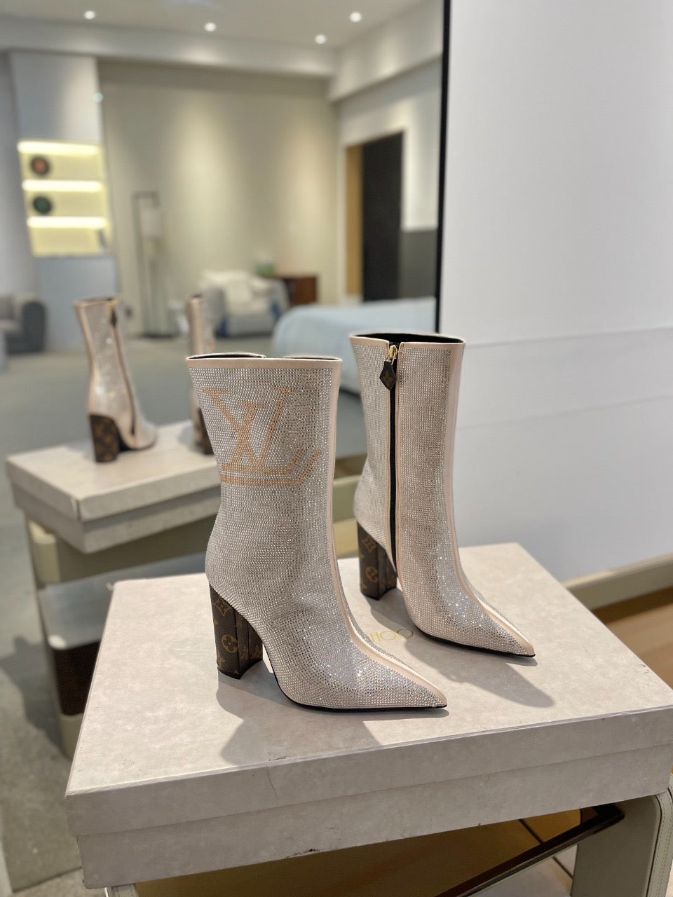 LV fashion rhinestone high-heeled mid-calf boots 0724102305