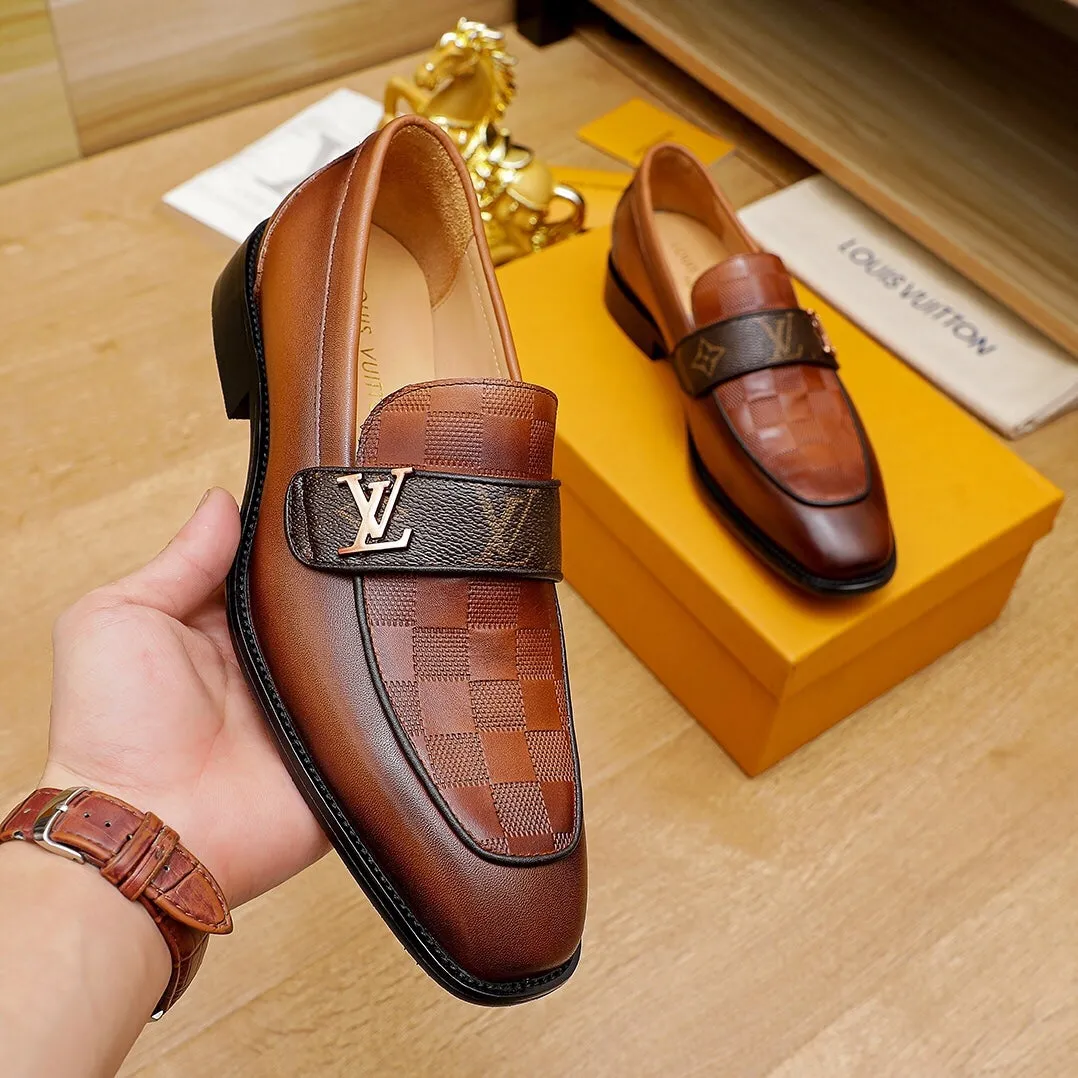 V logo men's formal business shoes