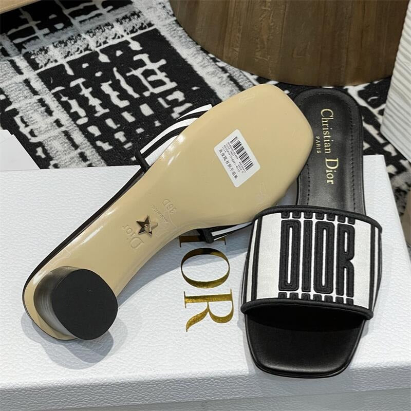 Luxury fashion classic Slippers 0425022810