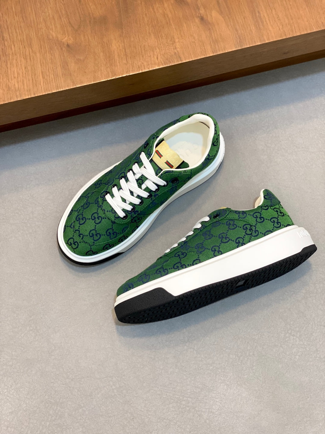 GG's new fashionable printed sports shoes 0725061614