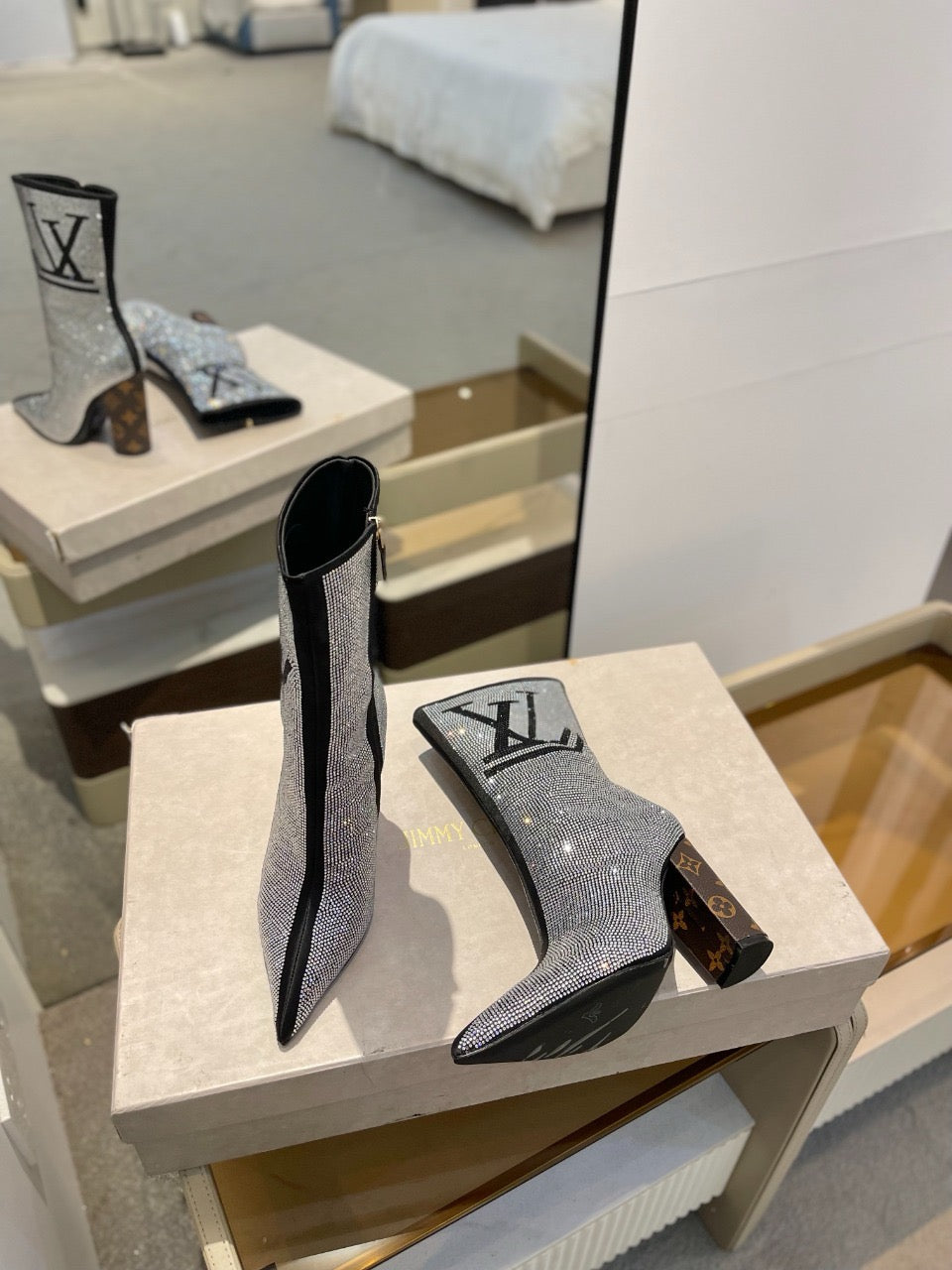 LV fashion rhinestone high-heeled mid-calf boots 0724102305