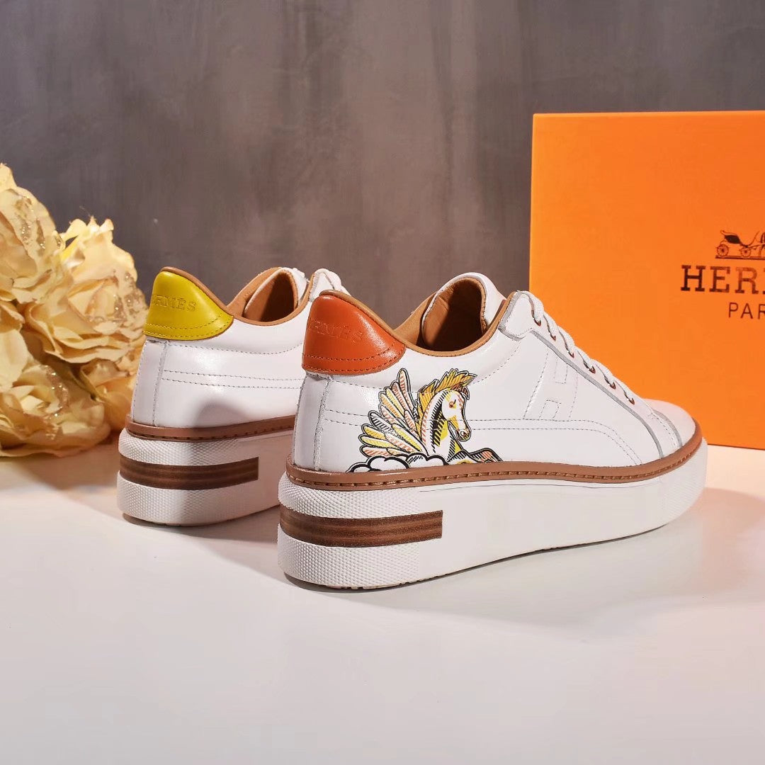HMS Women's Fashion Pegasus Pattern Casual Shoes 0725031001