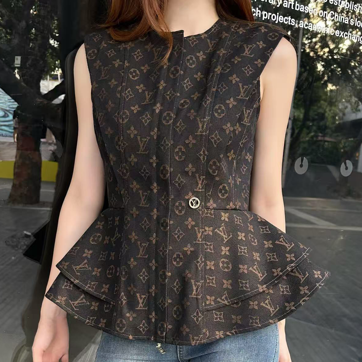 L New Sleeveless Aged Denim Top 1025061711