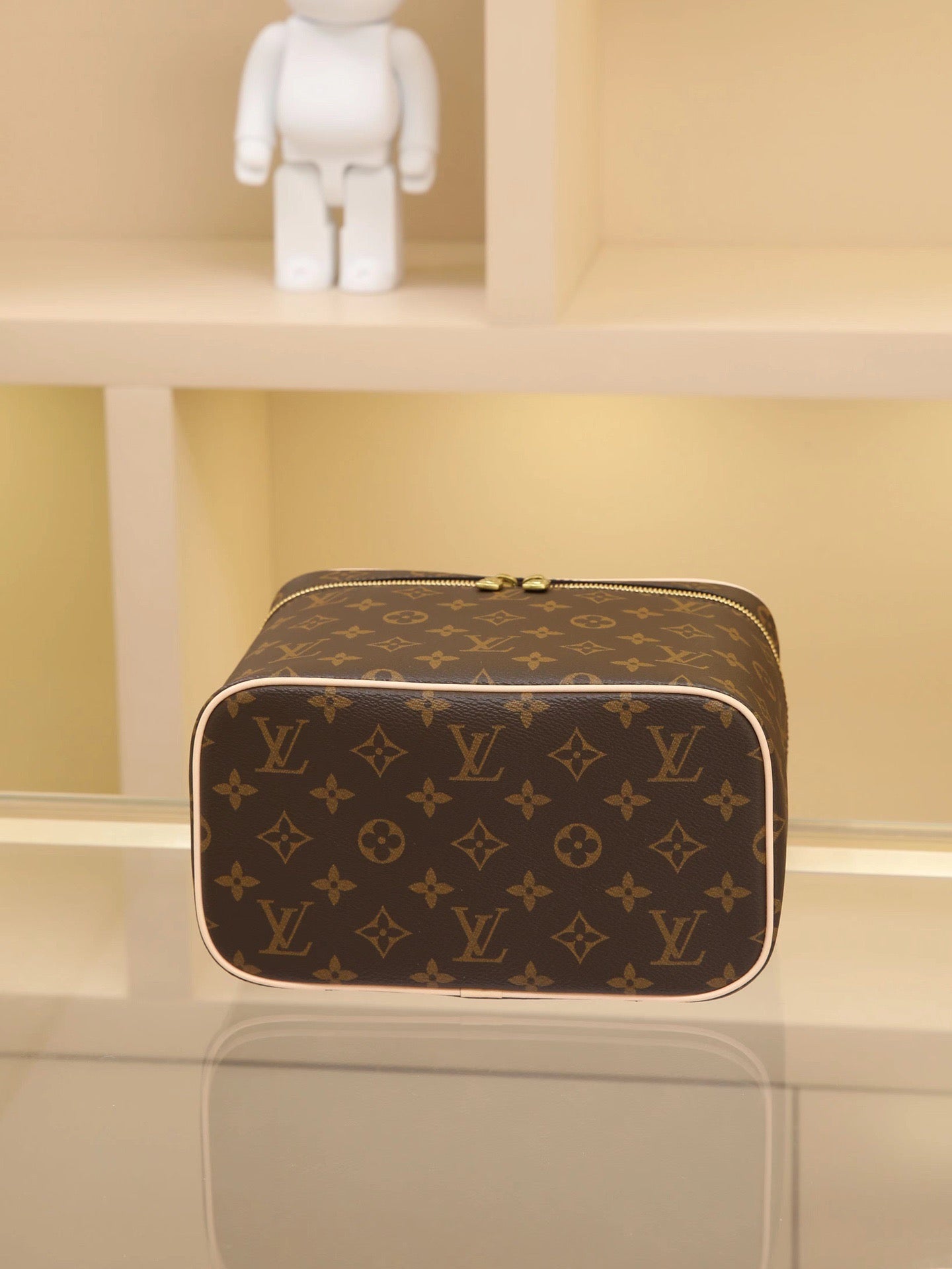 Lvv fashion nice cosmetic bag 0725040101