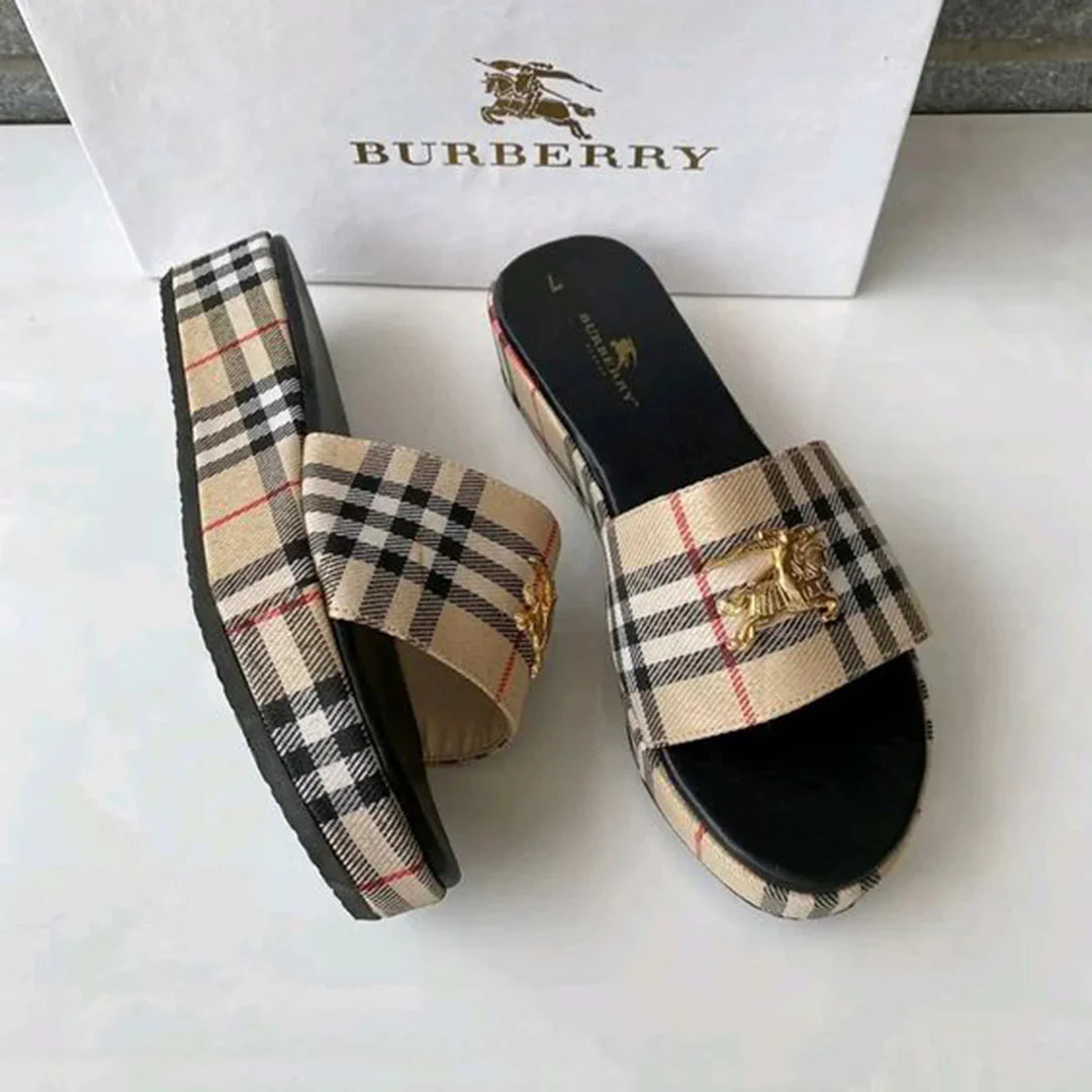 Classic plaid fashion versatile sandals and slippers 1024050611