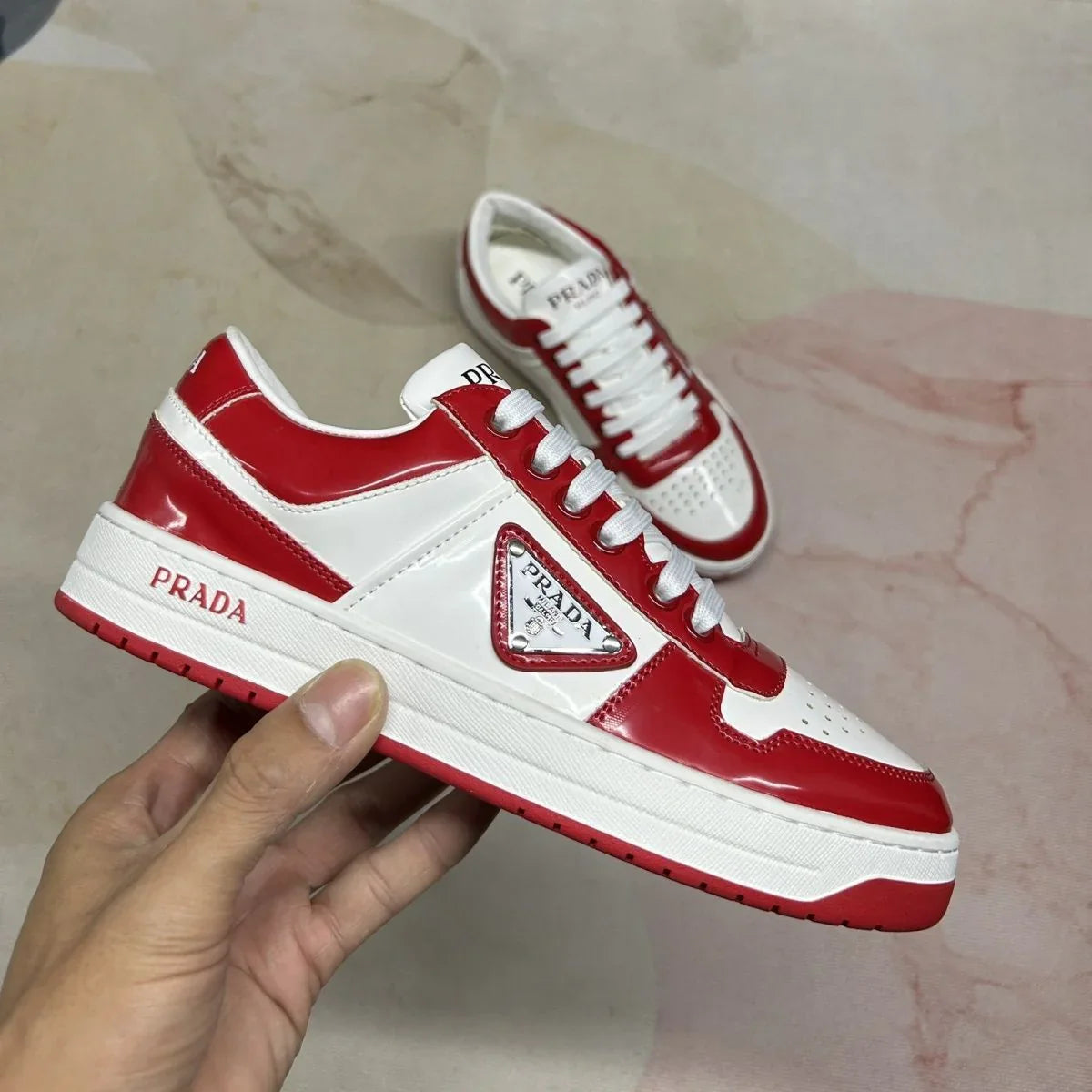 P New Women's Shoes Casual Shoes Triangle Buckle Lace-up Sneakers 1024060508