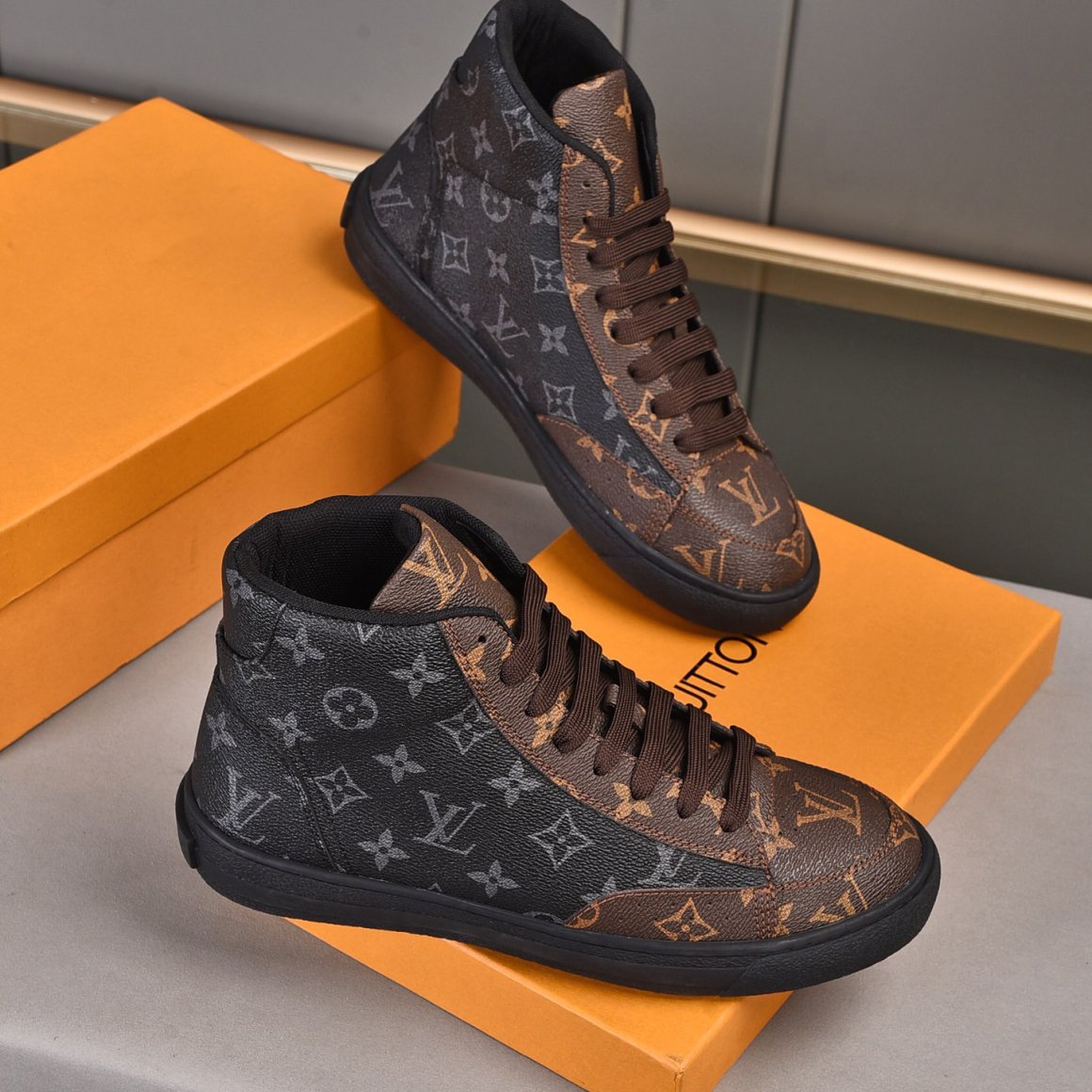 Black Trendy Pattern Leather High-top Shoes