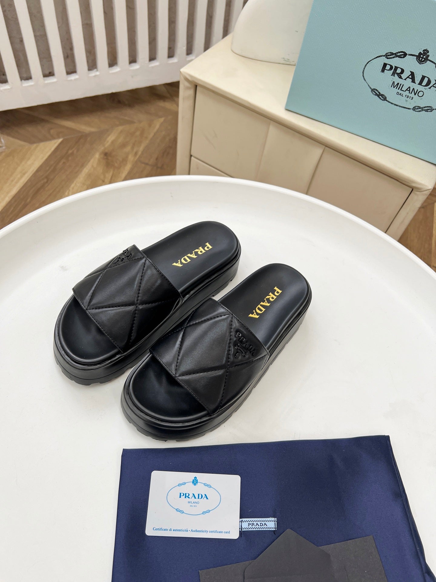 PRD new beach thick-soled slippers 0725061615