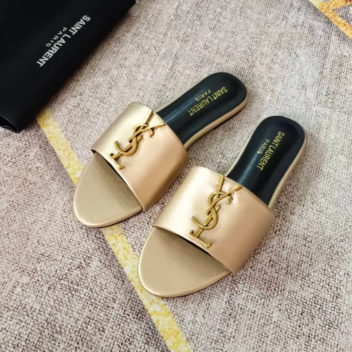 New Slippers Fashion Sandals 1024031124