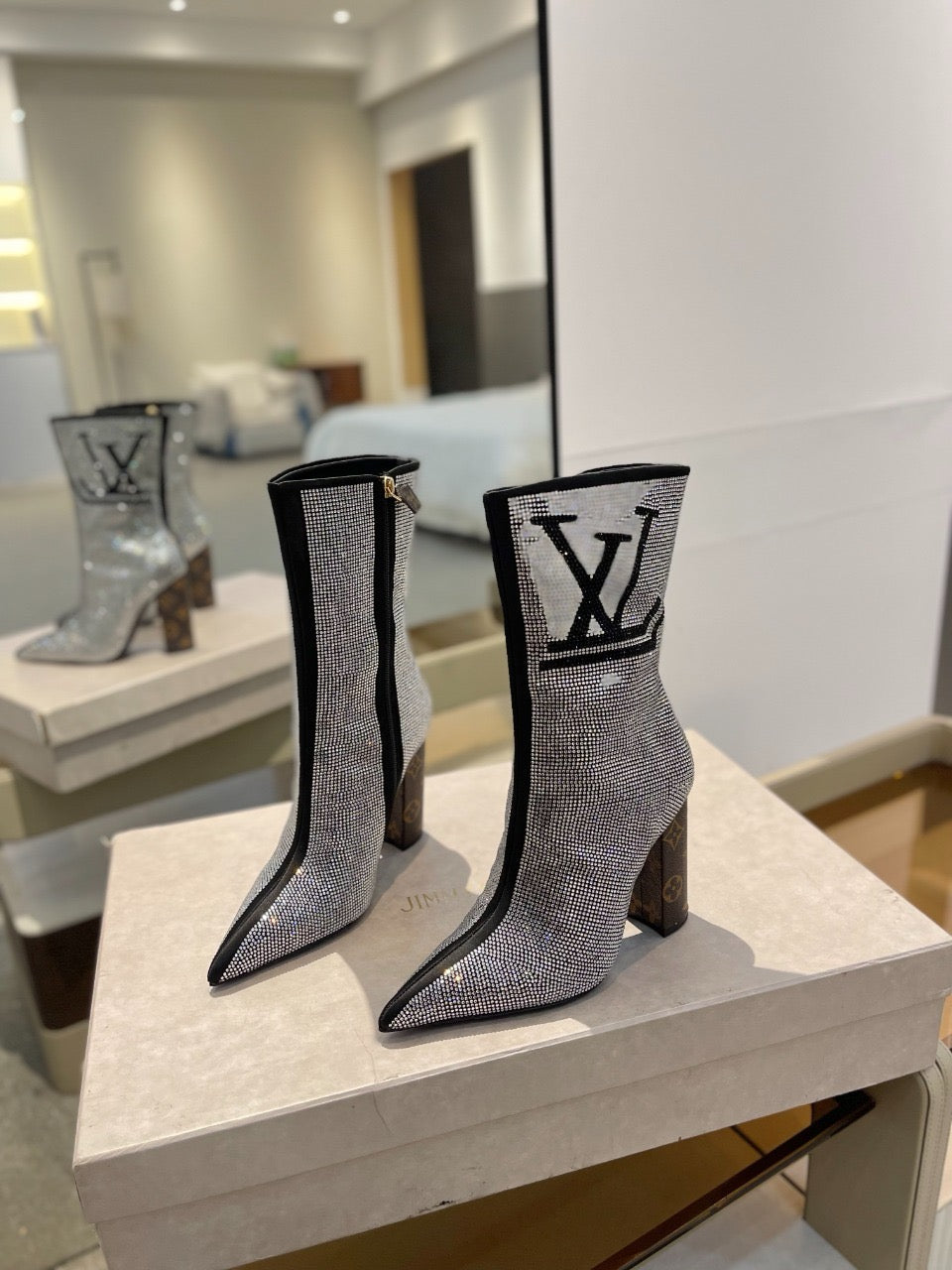 LV fashion rhinestone high-heeled mid-calf boots 0724102305