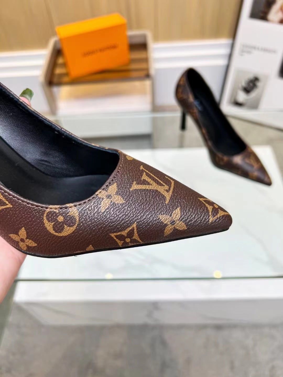 New Classic VL Pointed Toe Leather Shoes 6.5CM High Heels