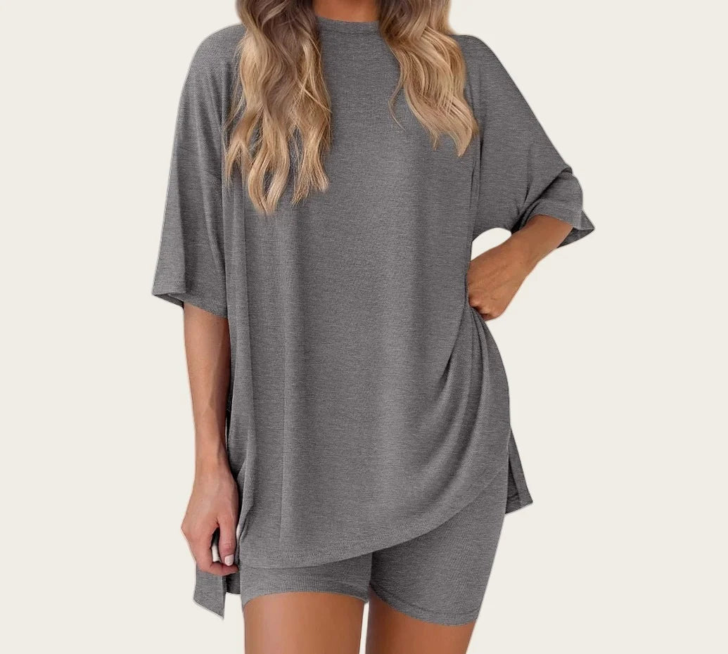 Summer Comfort Outfit Fashion  Women's Casual Loose-Fit Solid Color T-Shirt & Shorts 2-Piece Set