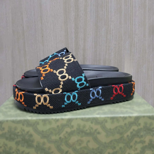 Fashion Sandals slippers Luxury 1025073104