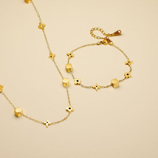 Geometric small square flower titanium steel necklace 2025081307